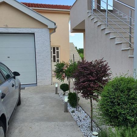 Apartman Tolosi 2 Appartement Podgorica Buitenkant foto